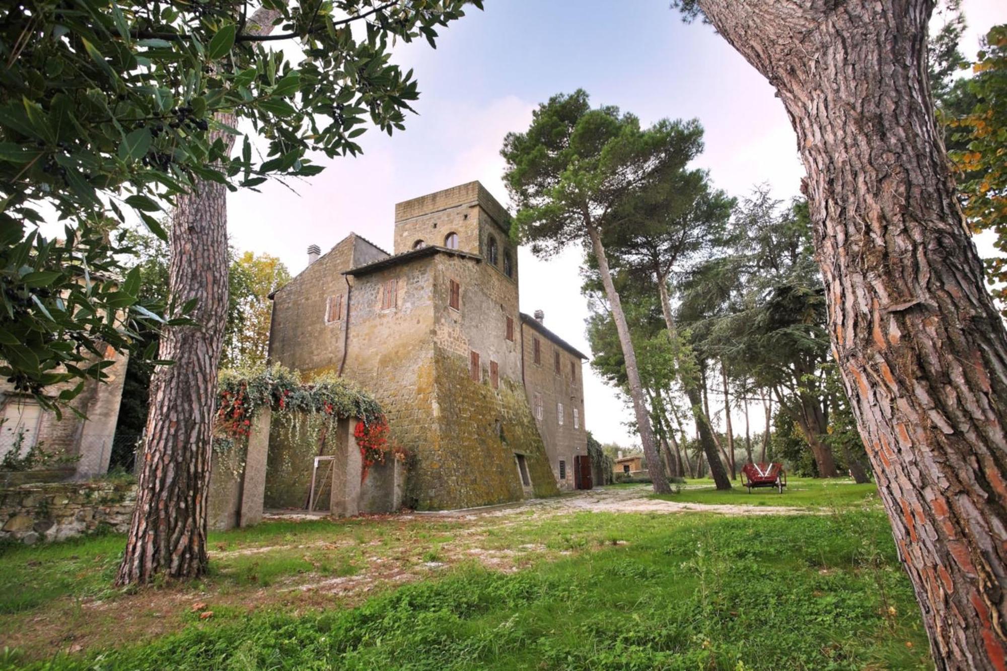 Antico Borgo La Commenda Aparthotel Montefiascone Exteriör bild