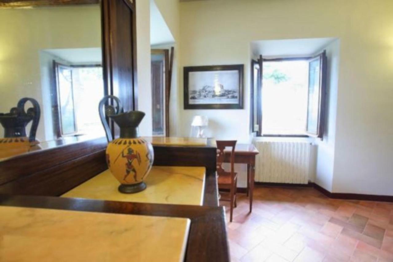 Antico Borgo La Commenda Aparthotel Montefiascone Exteriör bild